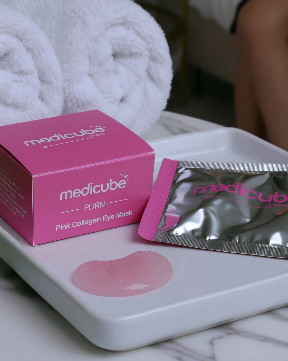 medicube PDRN Pink Collagen Jelly Eye Mask